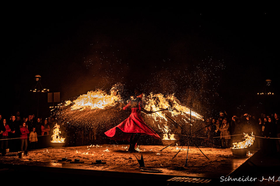 showflamme_lara_castiglioni_symphonie_du_feu_fire_spectacle_street_art_event_13