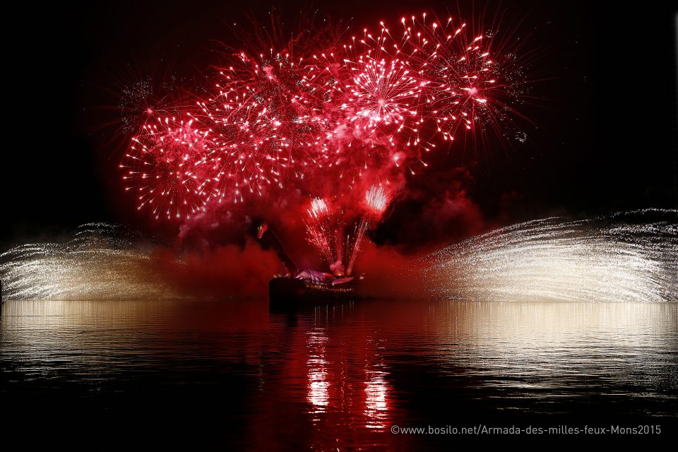 showflamme_bateau_feu_fire_boat_spectacle_exhibition_water_show_aquatique_burner_8